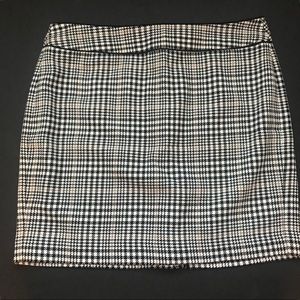 Banana Republic Skirts - Banana Republic pencil skirt Banana Republic Skirts - Banana Republic pencil skirt